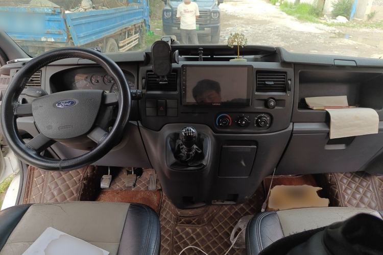 Used Ford Classic Transit  Center Console