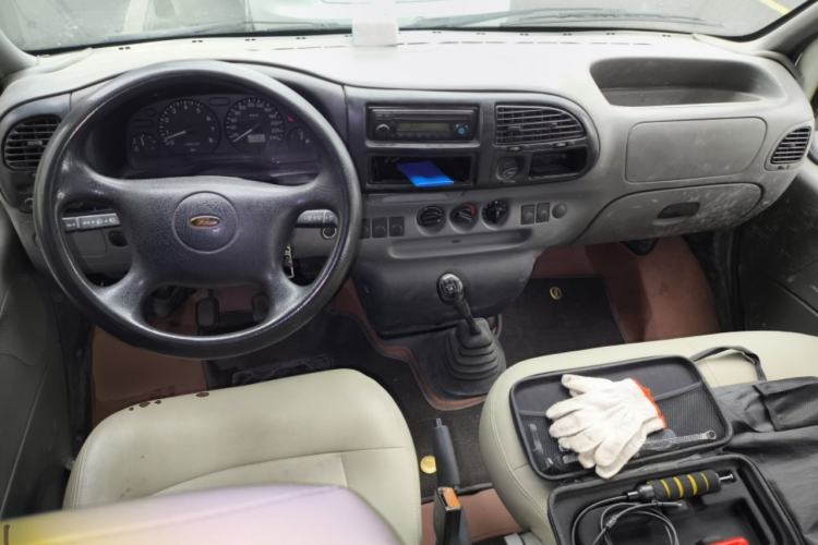 Used Ford Classic Transit 2009 2.4L Gasoline Multi-Function Short Wheelbase Mid-Roof 4G64S4N Center Console
