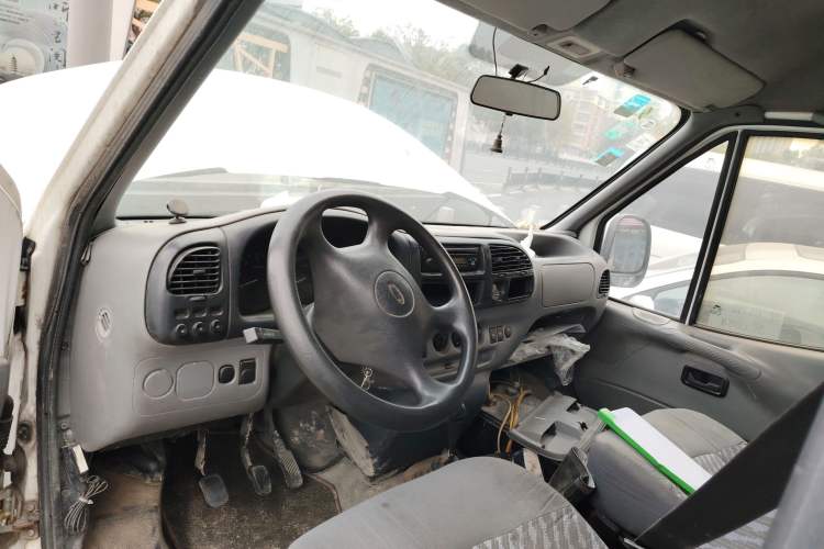 Used Ford Classic Transit 2009 2.8T Diesel Multi-Function Long-Wheelbase Mid-Roof JX493ZLQ3 Center Console