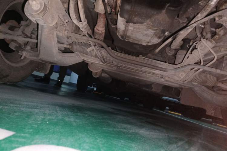 Used Ford Classic Transit 2009 2.4L Gasoline Standard Version Short Wheelbase Mid-Roof 4G64S4N Chassis Front