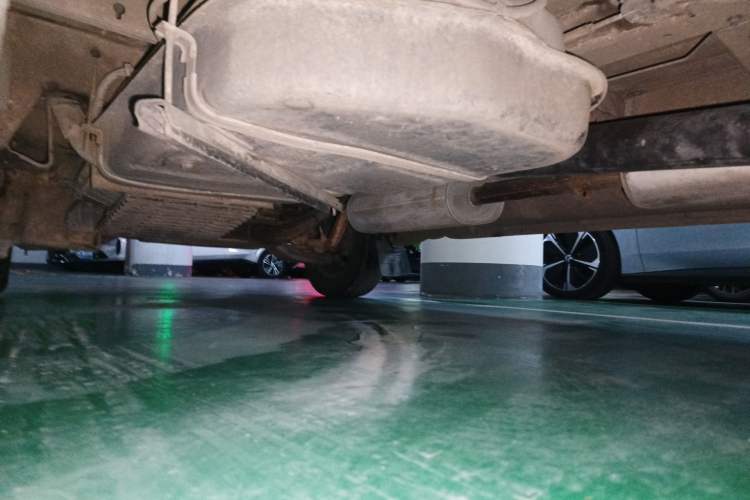 Used Ford Classic Transit 2009 2.4L Gasoline Standard Version Short Wheelbase Mid-Roof 4G64S4N Chassis Rear Left