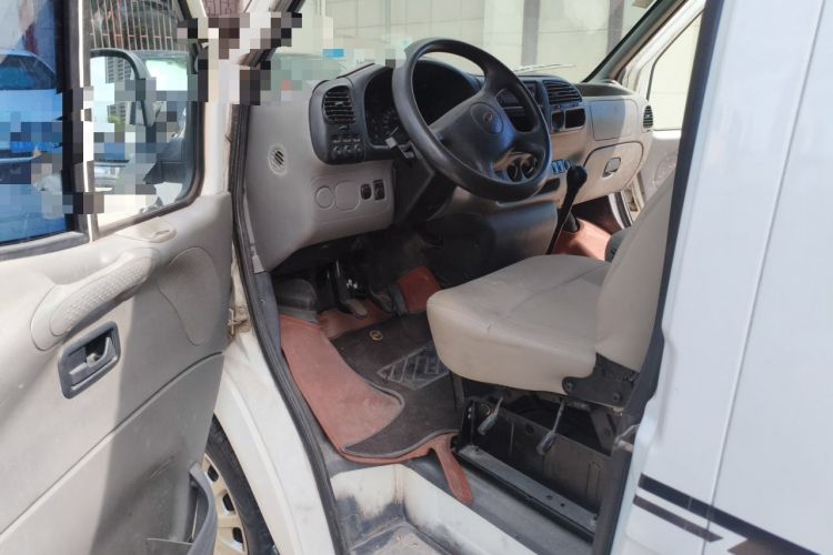 Used Ford Classic Transit 2009 2.4L Gasoline Multi-Function Short Wheelbase Mid-Roof 4G64S4N Driver Seat