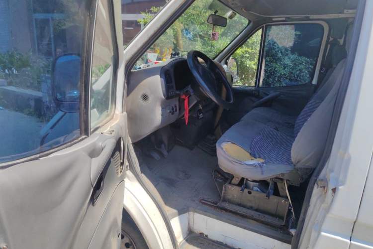 Used Ford Classic Transit 2009 2.8T Diesel Multi-Function Short-Wheelbase Low-Roof JX493ZLQ3 Driver Seat