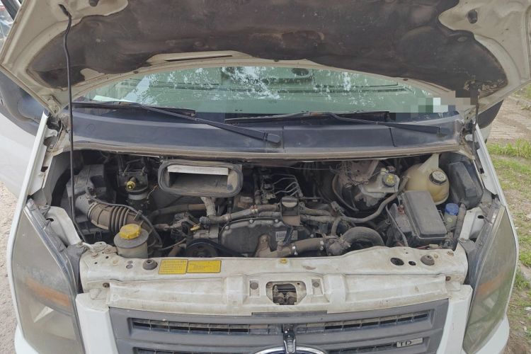 Used Ford Classic Transit  Engine Bay