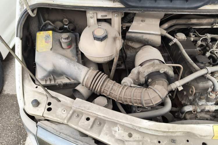 Used Ford Classic Transit 2009 2.8T Diesel Standard Version Short Wheelbase Mid-Roof JX493ZLQ3 Engine Bay Right