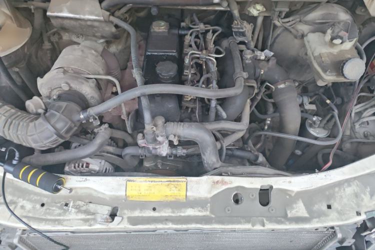 Used Ford Classic Transit 2009 2.8T Diesel Standard Version Short Wheelbase Mid-Roof JX493ZLQ3 Engine Bay