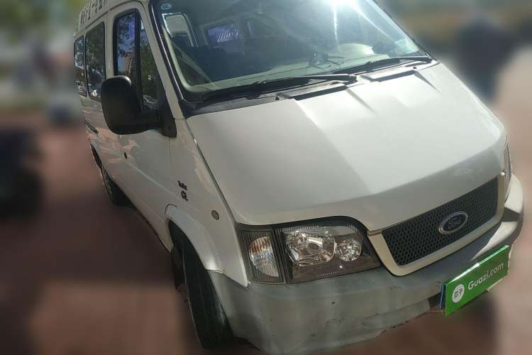 Used Ford Classic Transit 2009 2.8T Diesel Standard Version Short Wheelbase Mid-Roof JX493ZLQ3 Front Right 45 Deg