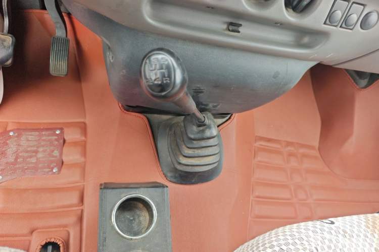 Used Ford Classic Transit 2009 2.8T Diesel Standard Version Short Wheelbase Mid-Roof JX493ZLQ3 Gear Lever