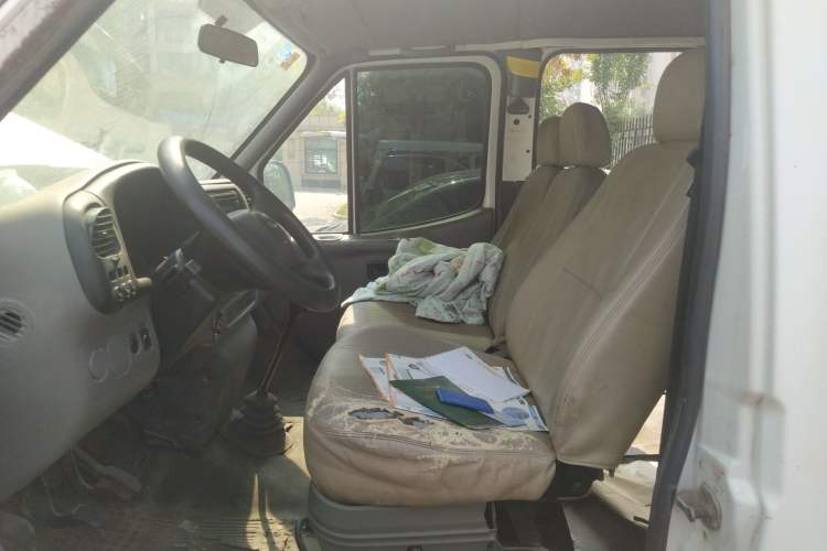 Used Ford Classic Transit 2009 2.8T Diesel Multi-Function Short Wheelbase Mid-Roof JX493ZLQ3 Left Front Seat