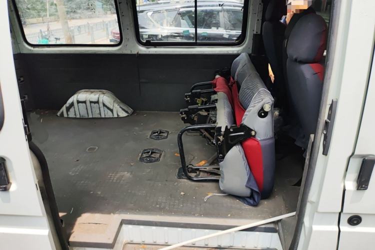 Used Ford Classic Transit 2009 2.8T Diesel Standard Version Short Wheelbase Mid-Roof JX493ZLQ3 Left Rear Seat