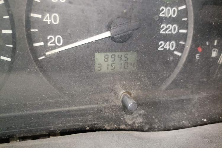 Used Ford Classic Transit 2009 2.8T Diesel Standard Version Short Wheelbase Mid-Roof JX493ZLQ3 Odometer Close Up