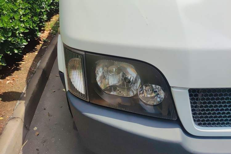 Used Ford Classic Transit 2009 2.8T Diesel Multi-Function Short Wheelbase Mid-Roof JX493ZLQ3 Right Front Headlight