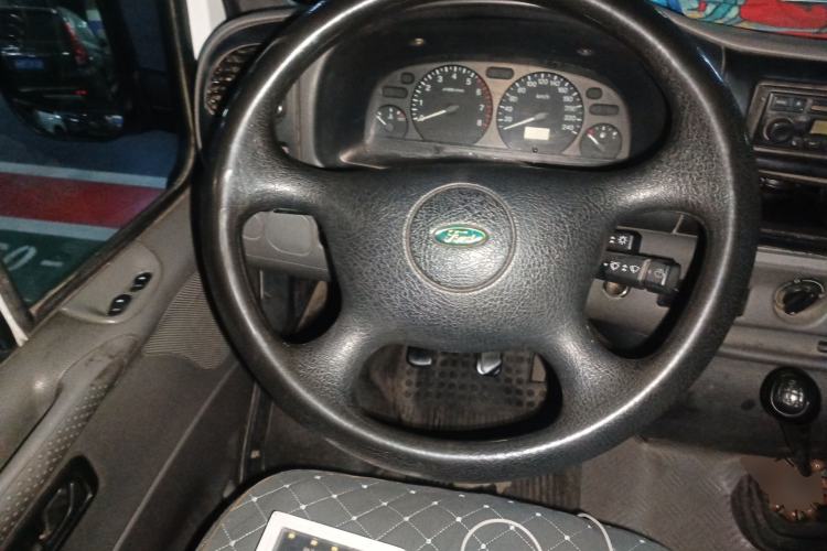 Used Ford Classic Transit 2009 2.4L Gasoline Standard Version Short Wheelbase Mid-Roof 4G64S4N Steering Wheel