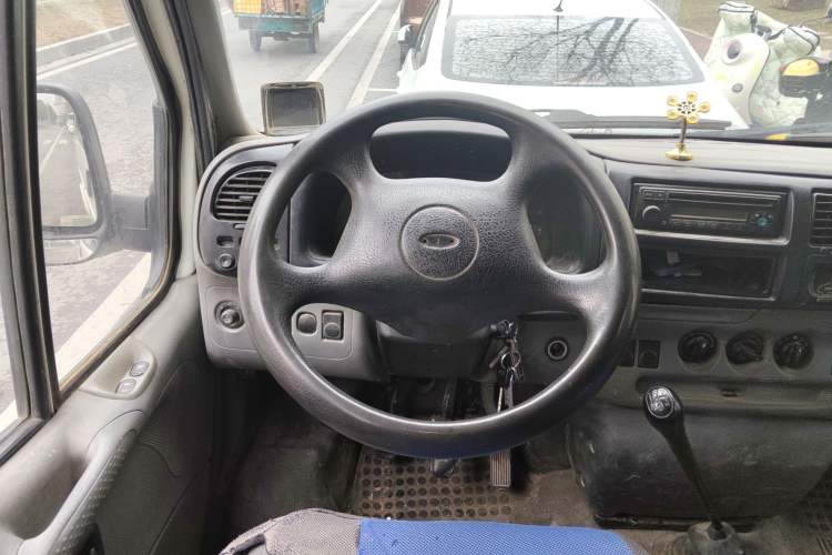 Used Ford Classic Transit 2009 2.8T Diesel Multi-Function Short Wheelbase Mid-Roof JX493ZLQ3 Steering Wheel