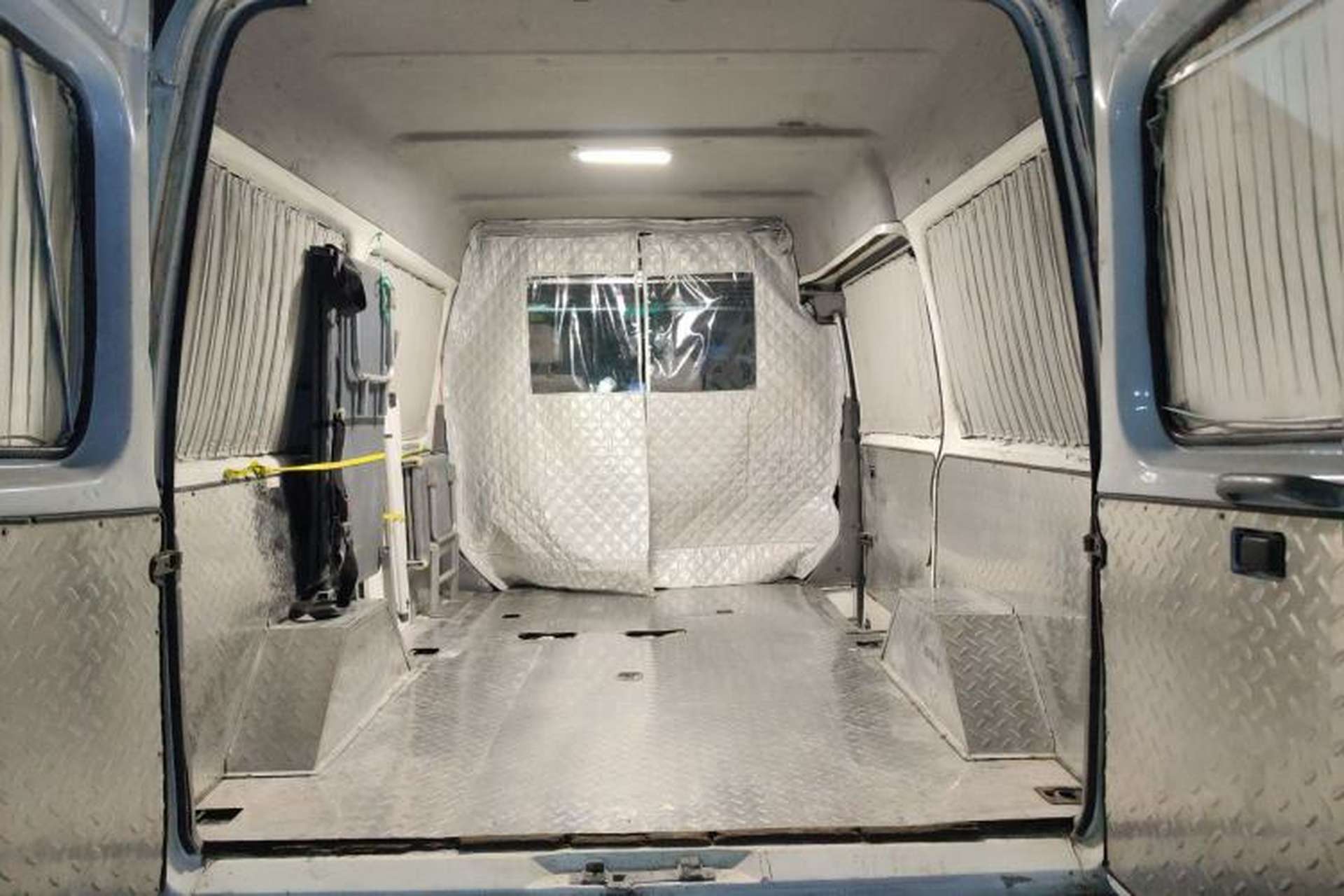 Used Ford Classic Transit 2009 2.8T Diesel Multi-Function Short Wheelbase Mid-Roof JX493ZLQ3 Trunk