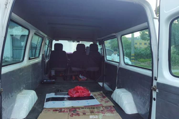 Used Ford Classic Transit 2009 2.8T Diesel Standard Version Short Wheelbase Mid-Roof JX493ZLQ3 Trunk