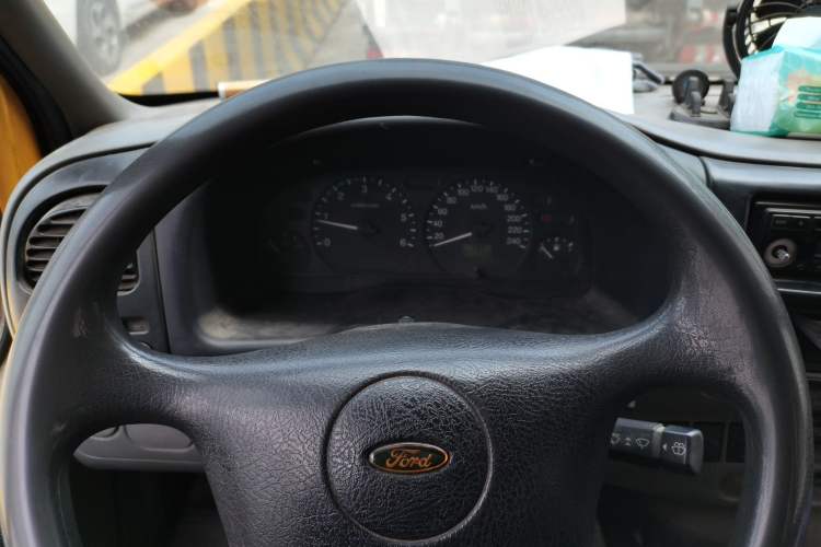 Used Ford Classic Transit 2009 2.8T Diesel Multi-Function Short Wheelbase Mid-Roof JX493ZLQ3 Odometer Close Up