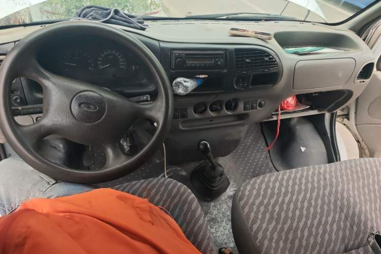 Used Ford Classic Transit  Center Console