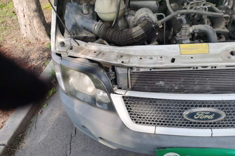 Used Ford Classic Transit  Engine Bay Right