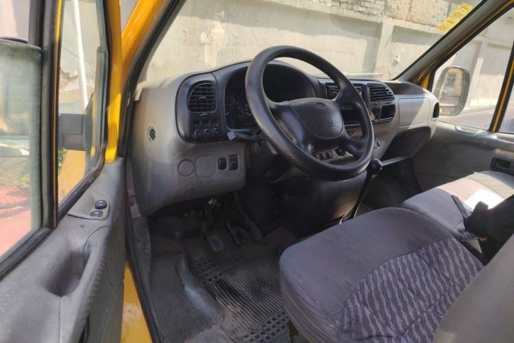 Used Ford Classic Transit 2013 2.8T Facelifted Diesel Van - Short Wheelbase Mid-Roof Model JX493ZLQ4 Driver Seat