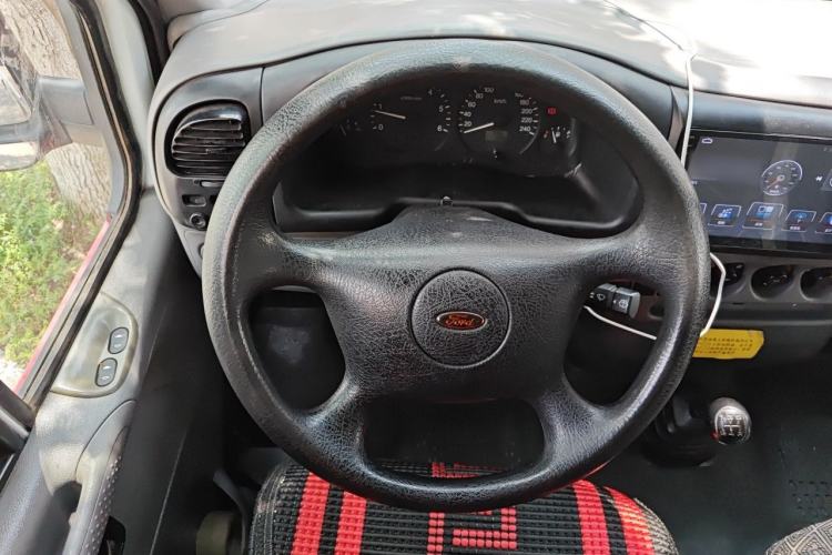 Used Ford Classic Transit 2013 2.8T Diesel Logistics Model with Short Wheelbase and Mid-Roof JX493ZLQ4 Steering Wheel