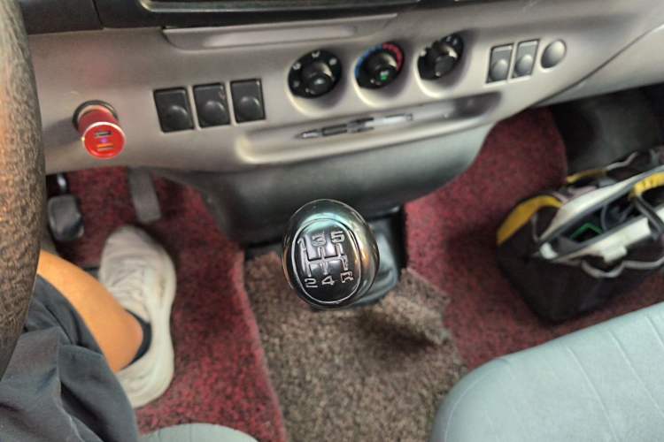 Used Ford Classic Transit  Gear Lever