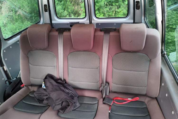 Used Ford Classic Transit 2013 2.8T Diesel Standard Short-Wheelbase Mid-Roof JX493ZLQ3A Left Rear Seat