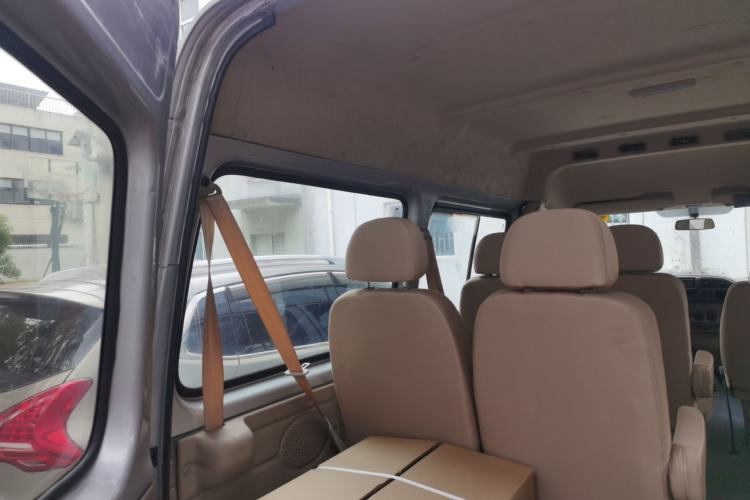 Used Ford Classic Transit 2013 2.8T Revised Diesel Standard Version with Short Wheelbase and Mid-Roof – JX493ZLQ4 Trunk