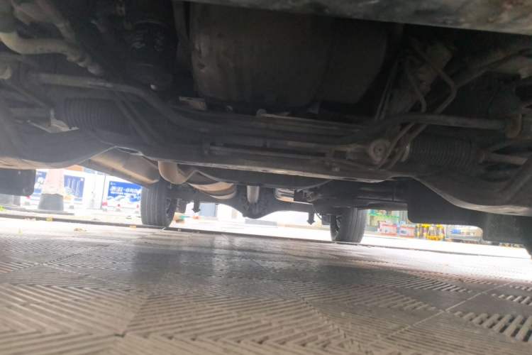 Used Ford Classic Transit 2013 2.8T Diesel Van Short Wheelbase Mid-Roof JX493ZLQ4 Chassis Front