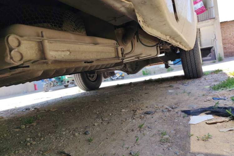 Used Ford Classic Transit 2013 2.8T Diesel Standard Short-Wheelbase Mid-Roof JX493ZLQ3A Chassis Front Left
