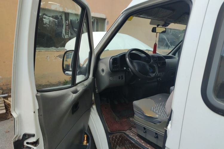 Used Ford Classic Transit 2013 2.8T Diesel Standard Version Long Wheelbase Mid-Roof JX493ZLQ4 Driver Seat