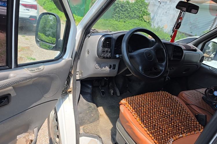 Used Ford Classic Transit 2013 2.8T Diesel Logistics Model with Short Wheelbase and Mid-Roof JX493ZLQ4 Driver Seat