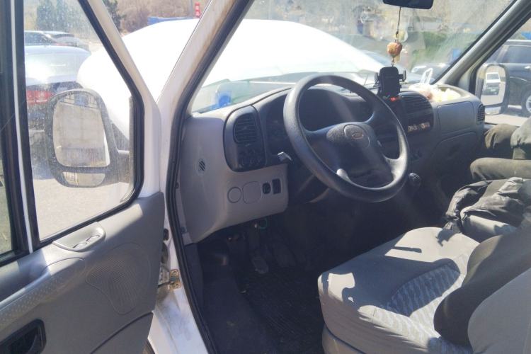 Used Ford Classic Transit 2013 2.8T Diesel Logistics Model with Short Wheelbase and Mid-Roof JX493ZLQ4 Driver Seat