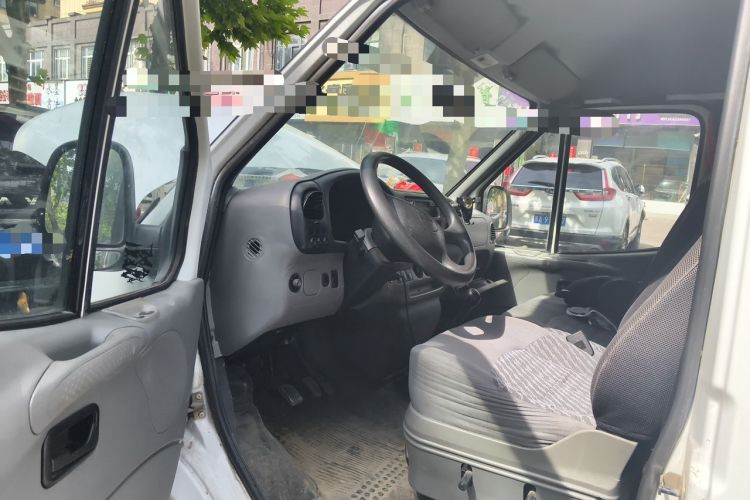 Used Ford Classic Transit 2013 2.8T Diesel Logistics Model with Short Wheelbase and Mid-Roof JX493ZLQ4 Driver Seat