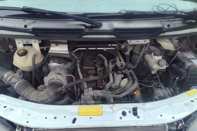 Used Ford Classic Transit 2013 2.8T Diesel Logistics Model with Short Wheelbase and Mid-Roof JX493ZLQ4 Engine Bay