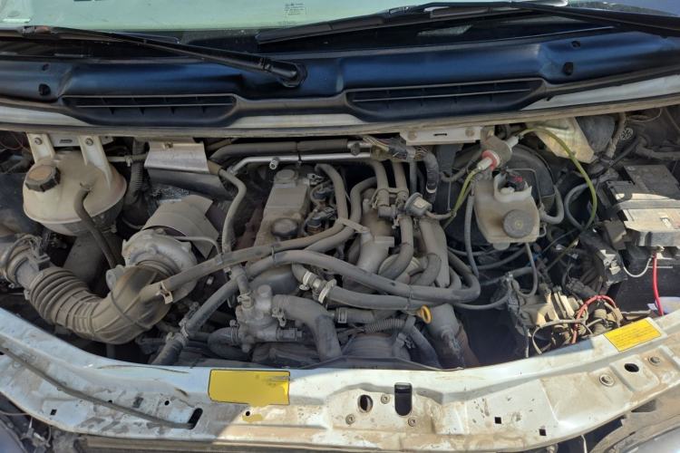 Used Ford Classic Transit 2013 2.8T Diesel Logistics Model with Short Wheelbase and Mid-Roof JX493ZLQ4 Engine Bay