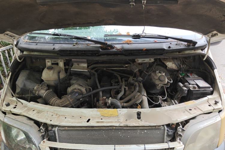 Used Ford Classic Transit 2013 2.8T Diesel Standard Version Short Wheelbase Mid-Roof JX493ZLQ4 Engine Bay