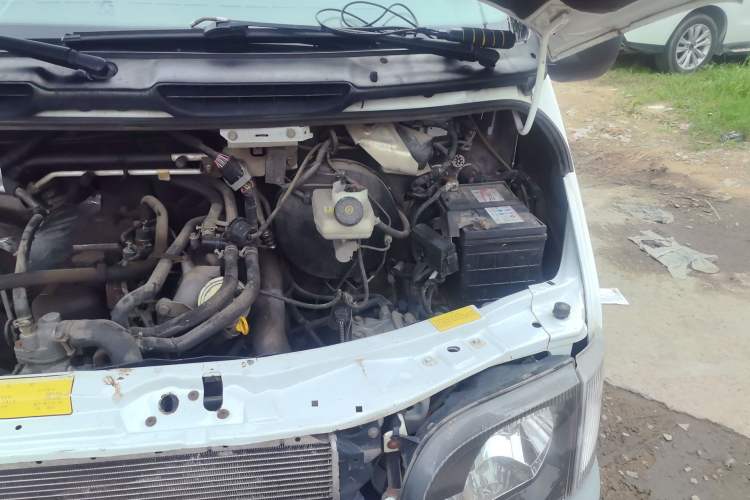 Used Ford Classic Transit 2013 2.8T Diesel Logistics Model with Short Wheelbase and Mid-Roof JX493ZLQ4 Engine Bay Left