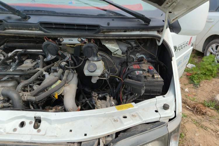Used Ford Classic Transit 2013 2.8T Facelifted Diesel Van - Short Wheelbase Mid-Roof Model JX493ZLQ4 Engine Bay Left