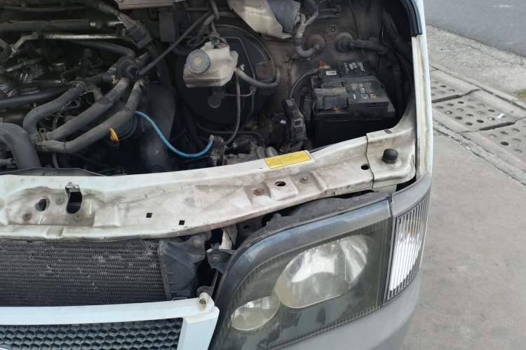 Used Ford Classic Transit 2013 2.8T Diesel Van Short Wheelbase Mid-Roof JX493ZLQ4 Engine Bay Left