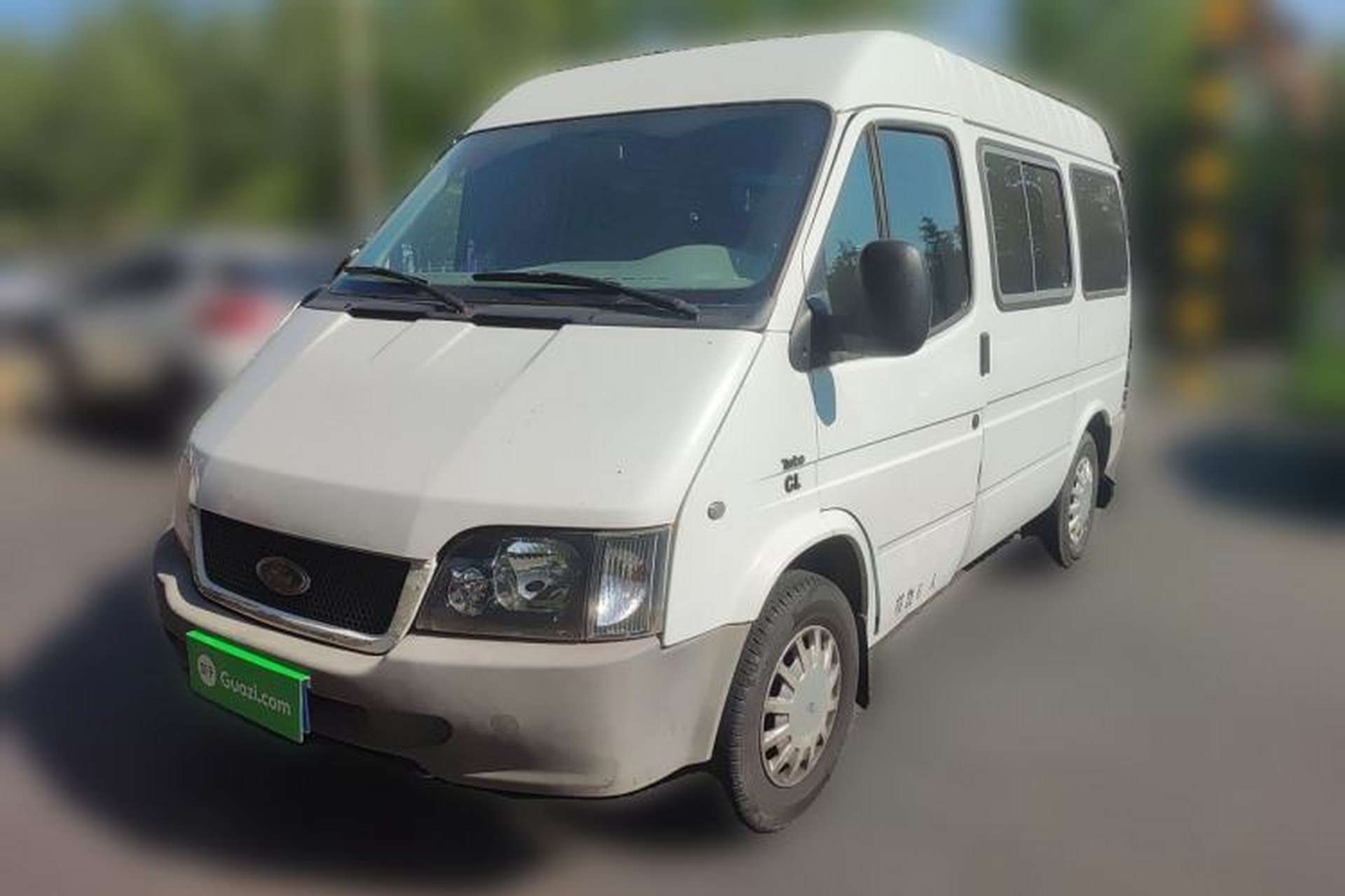 Used Ford Classic Transit 2013 2.8T Diesel Logistics Model with Short Wheelbase and Mid-Roof JX493ZLQ4 Front Left 45 Deg