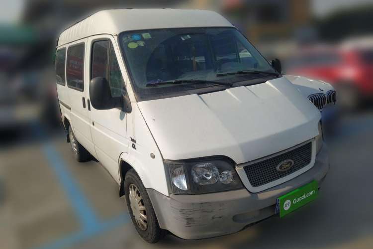 Used Ford Classic Transit 2013 2.8T Diesel Logistics Model with Short Wheelbase and Mid-Roof JX493ZLQ4 Front Right 45 Deg