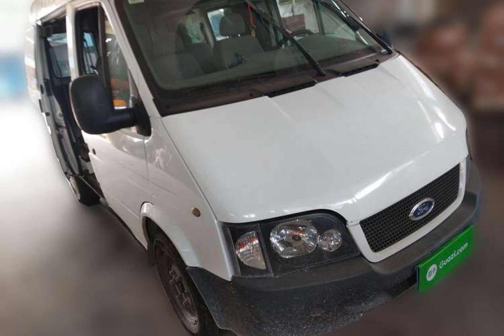 Used Ford Classic Transit 2013 2.8T Diesel Logistics Model with Short Wheelbase and Mid-Roof JX493ZLQ4 Front Right 45 Deg