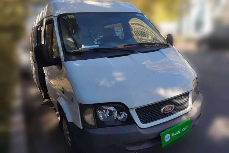Used Ford Classic Transit 2013 2.8T Diesel Logistics Model with Short Wheelbase and Mid-Roof JX493ZLQ4 Front Right 45 Deg