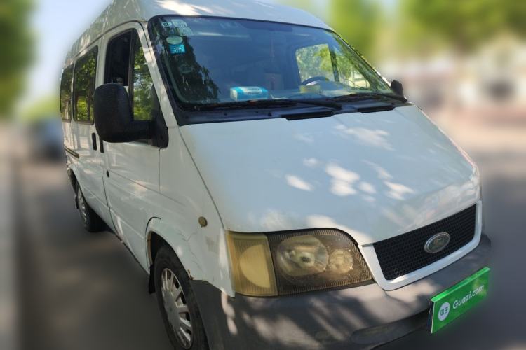 Used Ford Classic Transit 2013 2.8T Diesel Standard Version Short Wheelbase Mid-Roof JX493ZLQ4 Front Right 45 Deg