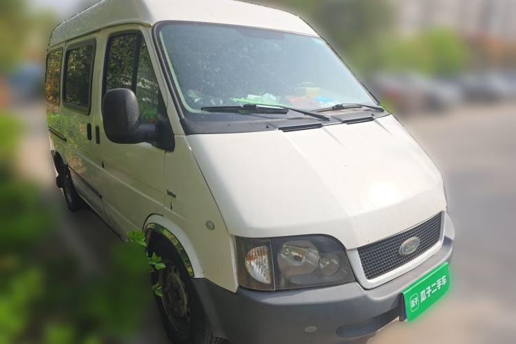 Used Ford Classic Transit 2013 2.8T Diesel Logistics Model with Short Wheelbase and Mid-Roof JX493ZLQ4 Front Right 45 Deg