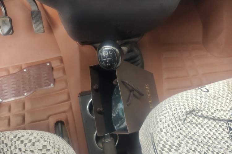 Used Ford Classic Transit 2013 2.8T Diesel Standard Short-Wheelbase Mid-Roof JX493ZLQ3A Gear Lever