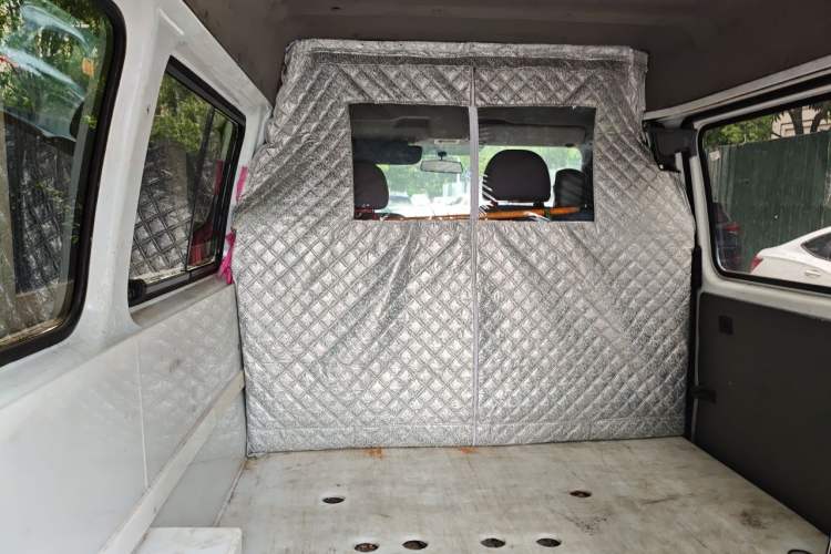 Used Ford Classic Transit 2013 2.8T Facelifted Diesel Van - Short Wheelbase Mid-Roof Model JX493ZLQ4 Headliner