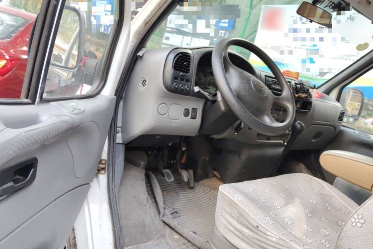 Used Ford Classic Transit 2013 2.8T Diesel Van Short Wheelbase Mid-Roof Model JX493ZLQ3A Interior 3