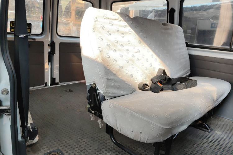Used Ford Classic Transit 2013 2.8T Diesel Van Short Wheelbase Mid-Roof Model JX493ZLQ3A Interior 4